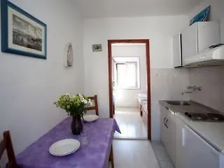 Fontana *