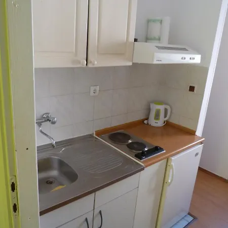 Fontana *